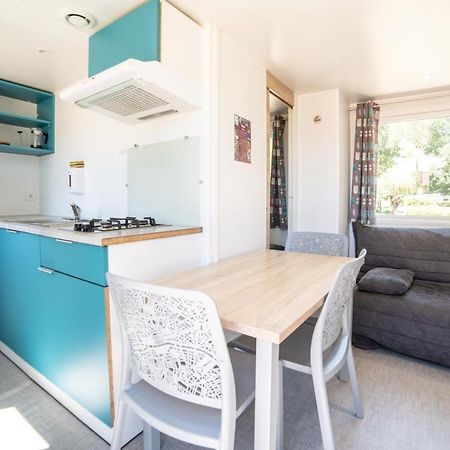 Camping Du Sevron Saint-Etienne-du-Bois  Kültér fotó
