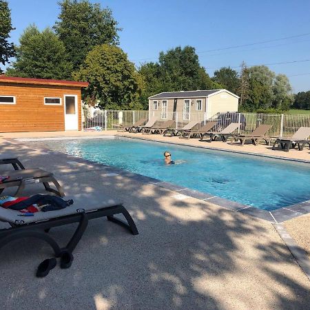 Camping Du Sevron Saint-Etienne-du-Bois  Kültér fotó