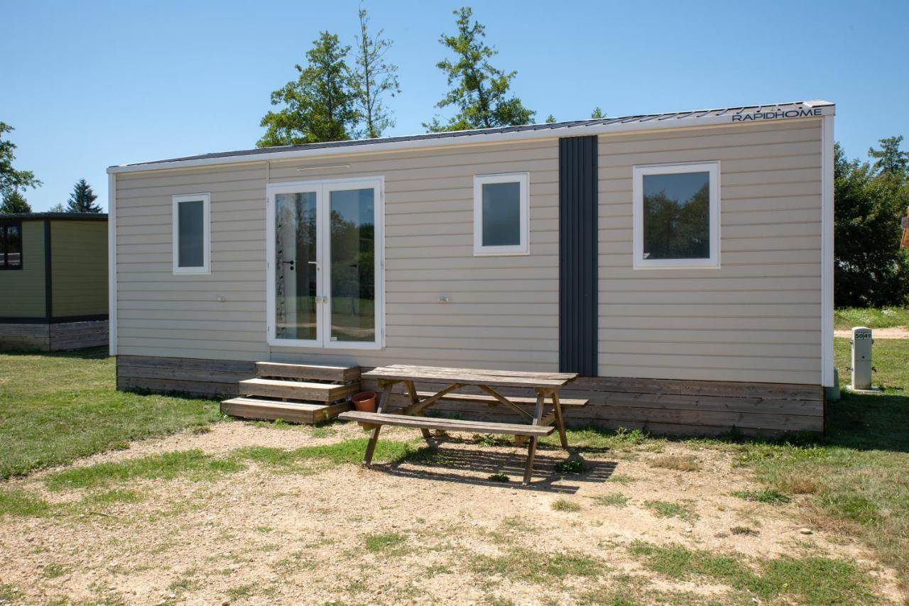 Camping Du Sevron Saint-Etienne-du-Bois  Kültér fotó