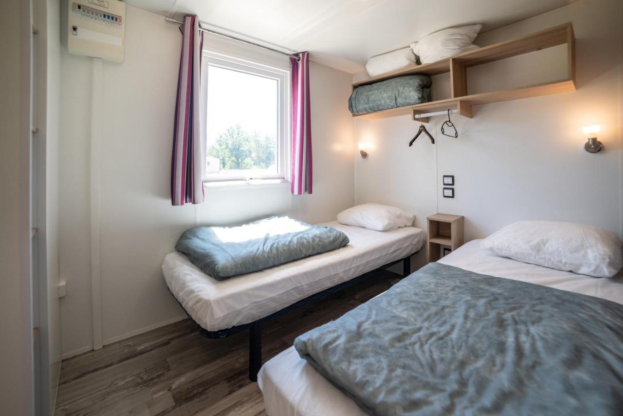 Camping Du Sevron Saint-Etienne-du-Bois  Kültér fotó