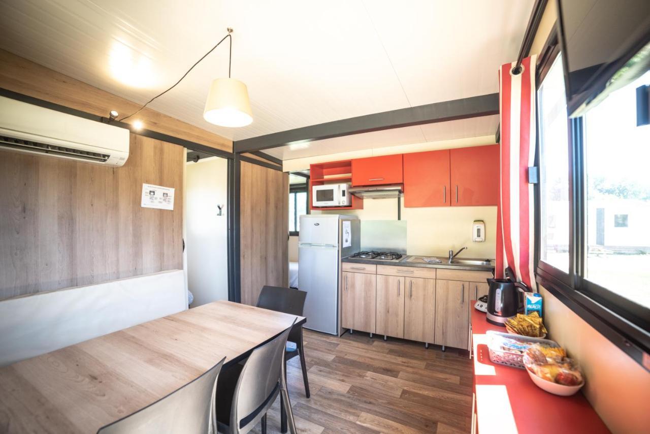Camping Du Sevron Saint-Etienne-du-Bois  Kültér fotó